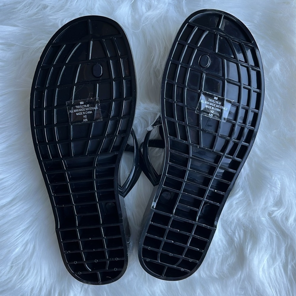 🆕 Tommy Hilfiger Women's Black Shiny Flip Flop Thong Sandals Jelly Shoes Size 9 - Picture 4 of 6